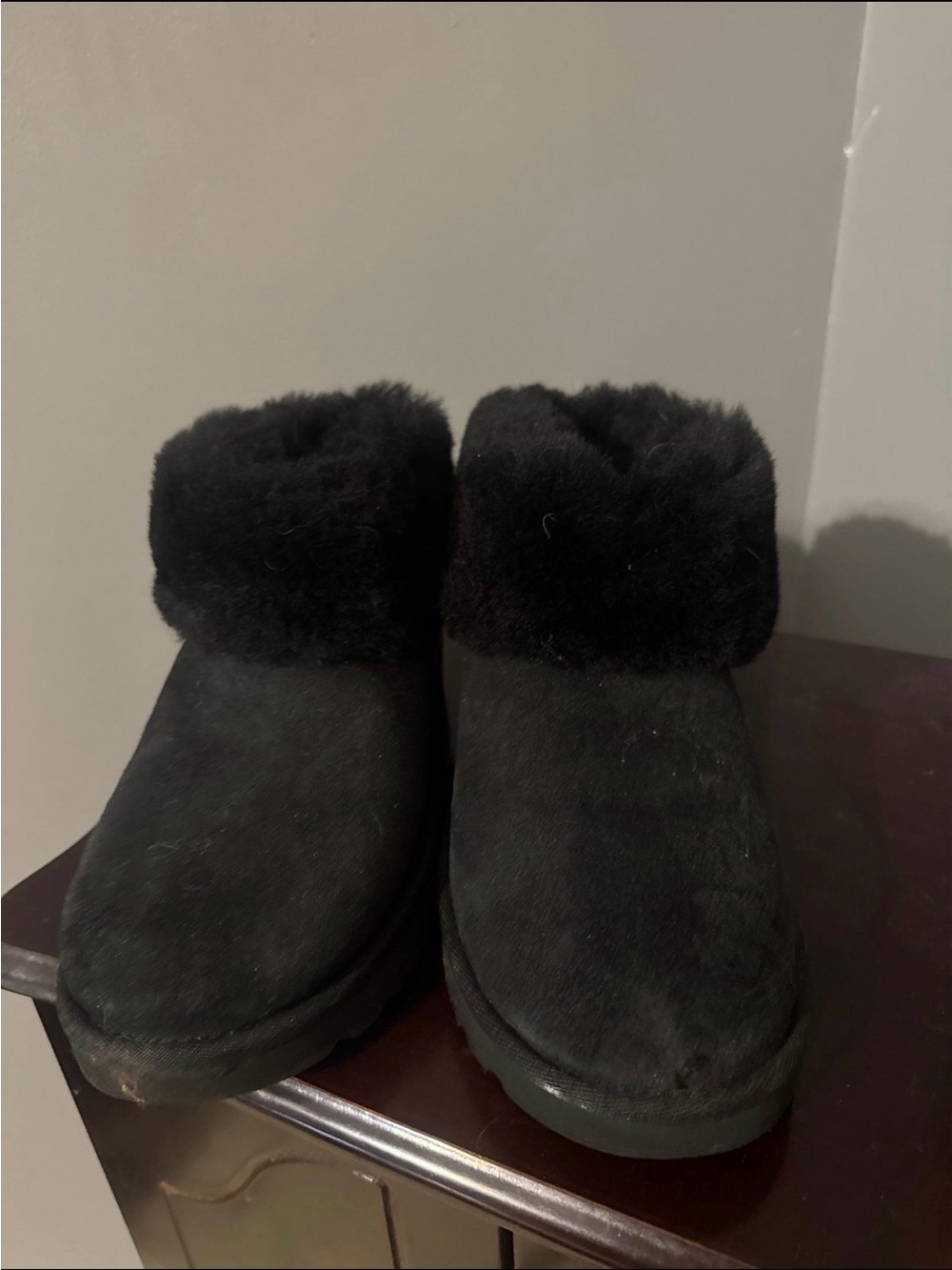 UGG Kids Black Suede Faux-Fur Cuff Slip-On Boots